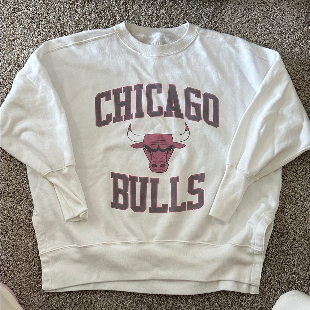 Abercrombie & Fitch Soft White Fleece Chicago Bulls
